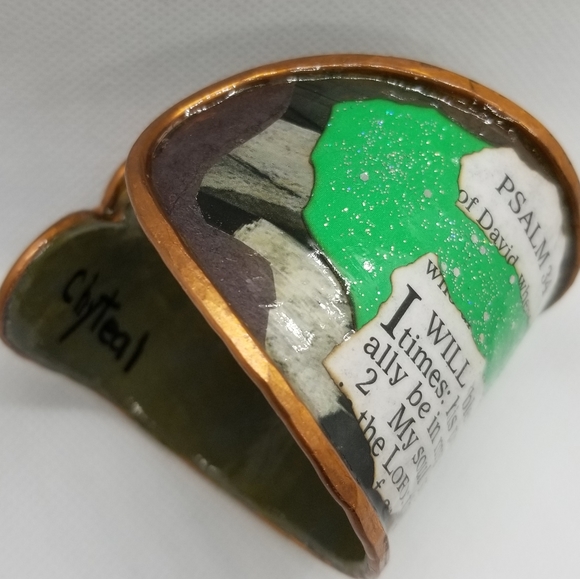 Psalms 34 Cuff - Picture 5 of 15